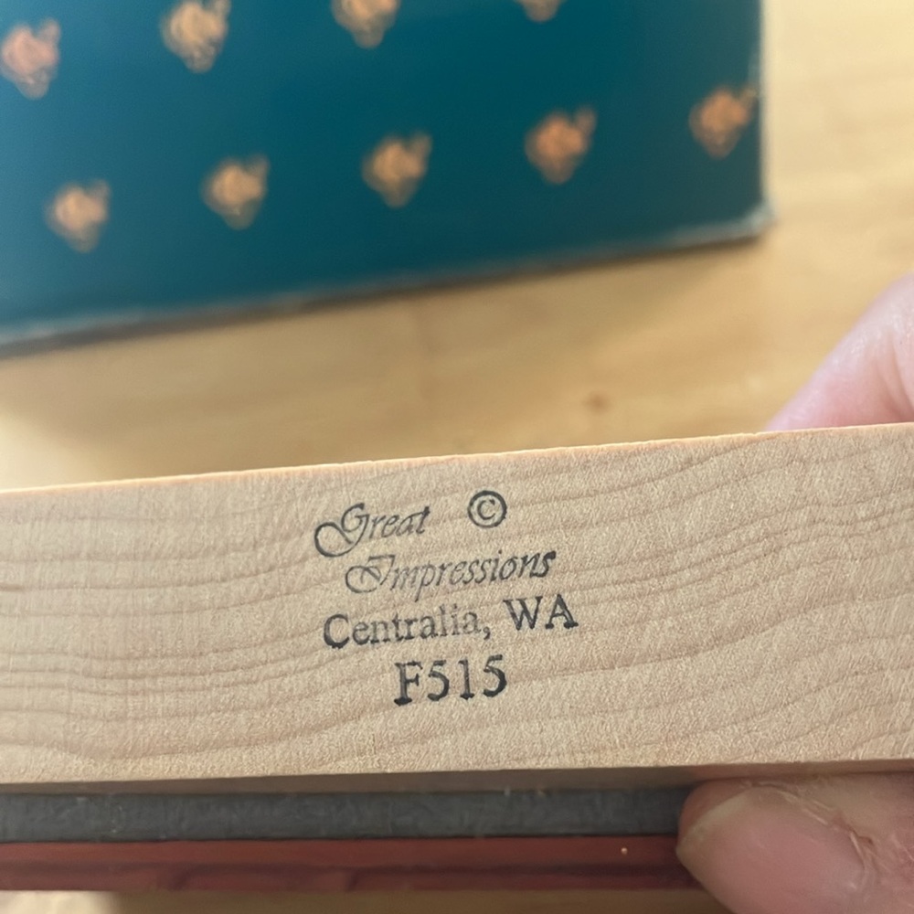 Eiffel Tower Wooden stamp - Picture 2 of 4